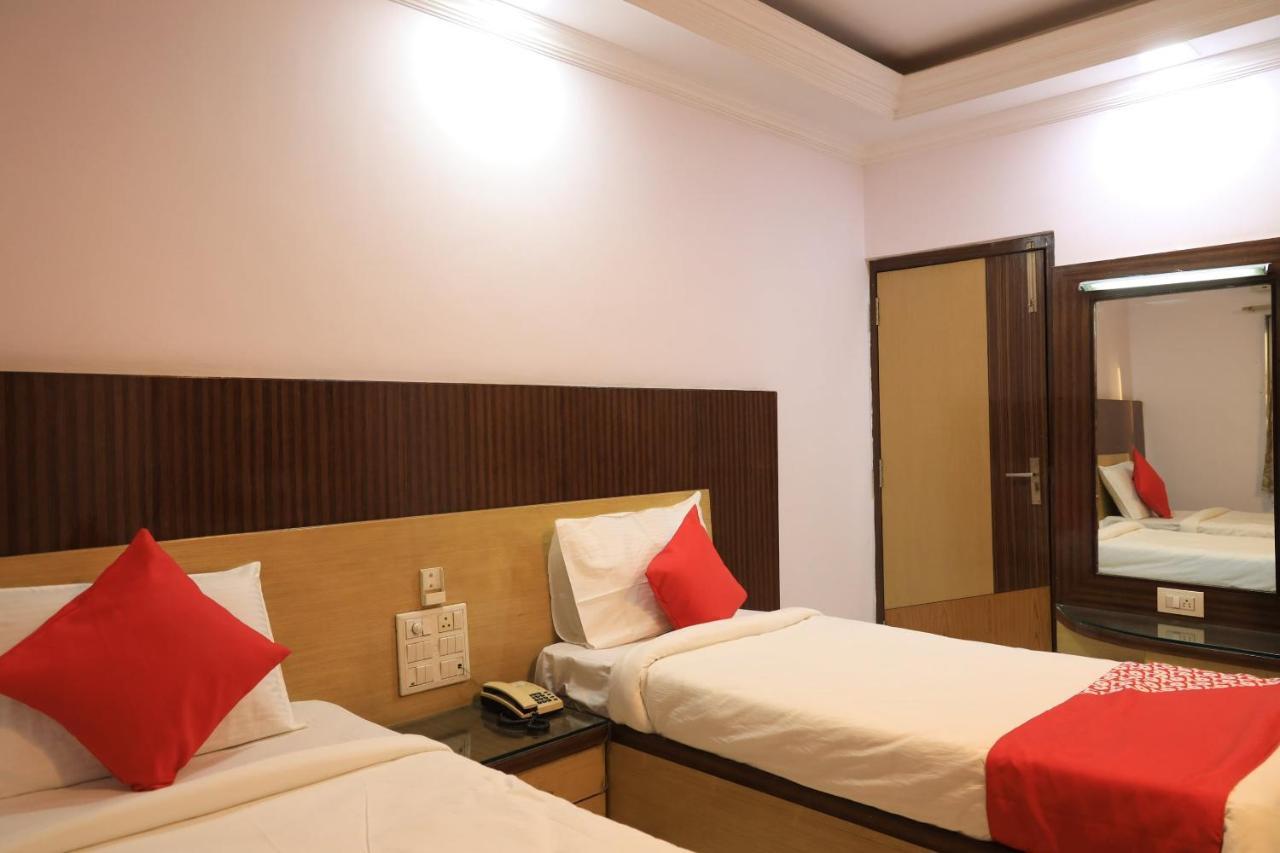 Oyo Flagship 77764 Hotel Rahul Ganeshpeth Colony Nagpur Esterno foto
